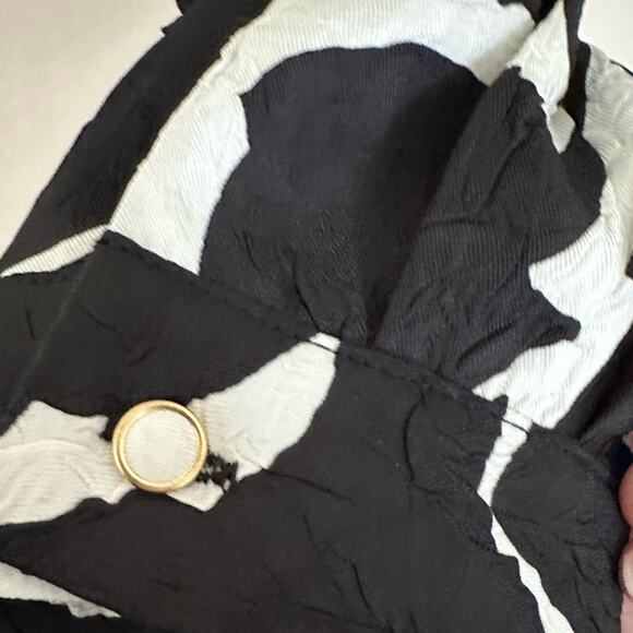 House Harlow 1960 Women’s Black and White Cropped Long Sleeve Blouse size L Nwt - Picture 6 of 8